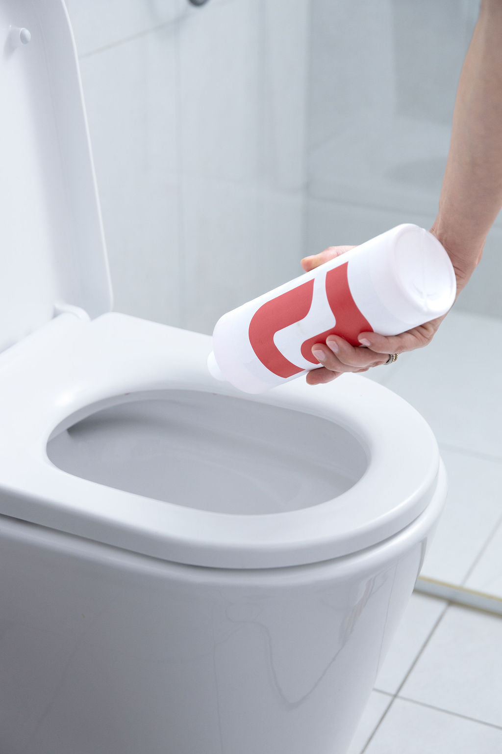 Toilet Cleaner — Daily clean & descale